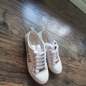 Guess shoes 6.5